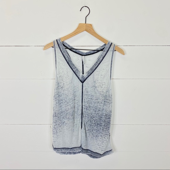 Z Supply Tops - Z Supply V-Neck Burnout Tank Size M